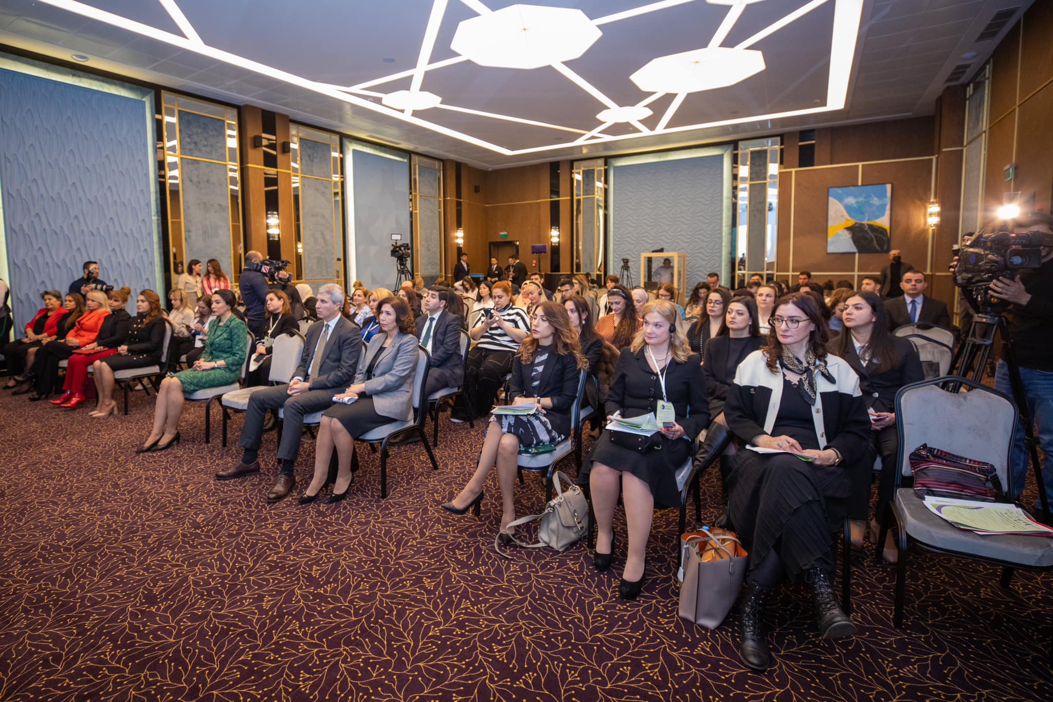Sosial Sahibkarlıq üzrə Beynəlxalq Qadınlar Forumu keçirilib